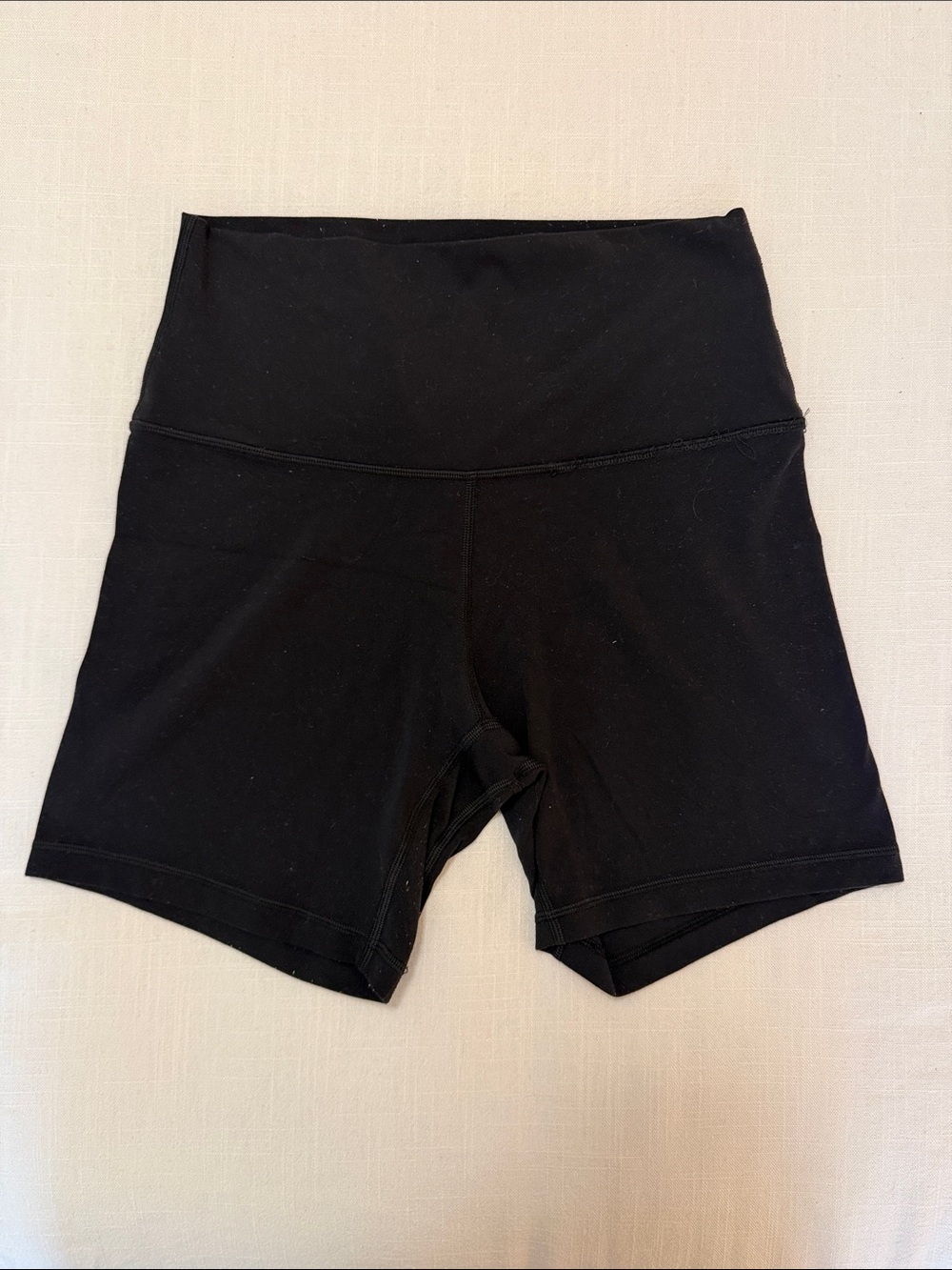 Wunder Train High-Rise Short 6"
